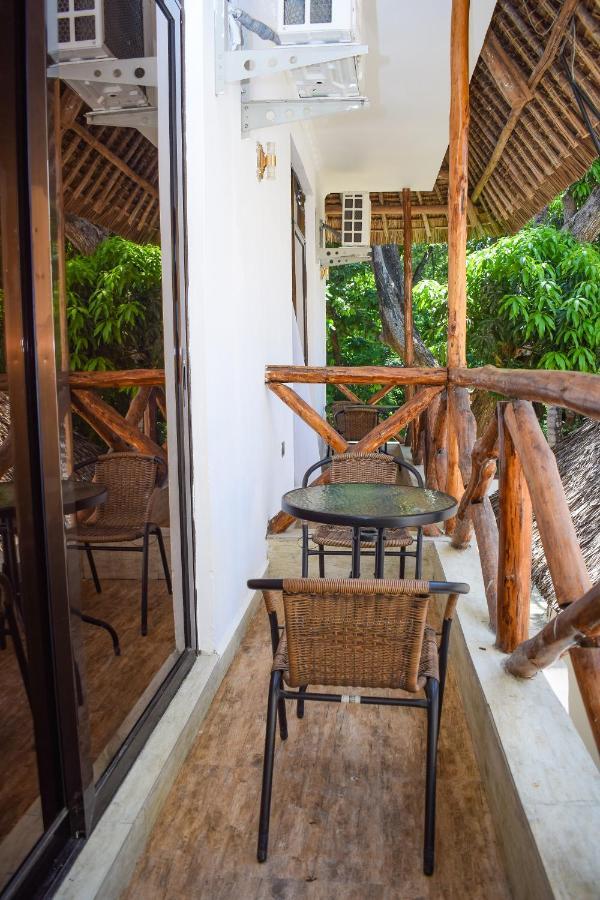 Sheratton Beach Villagio Mombasa Exterior foto
