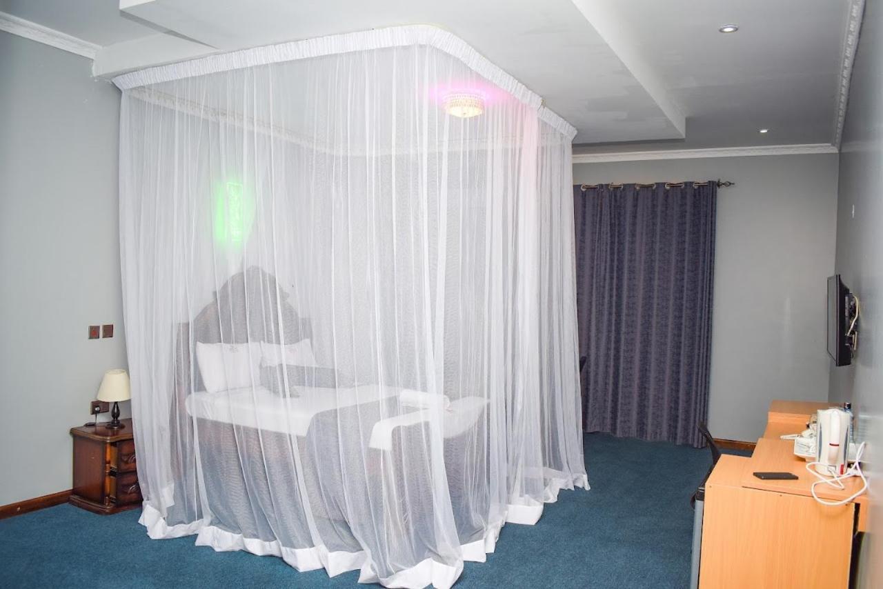 Sheratton Beach Villagio Mombasa Exterior foto